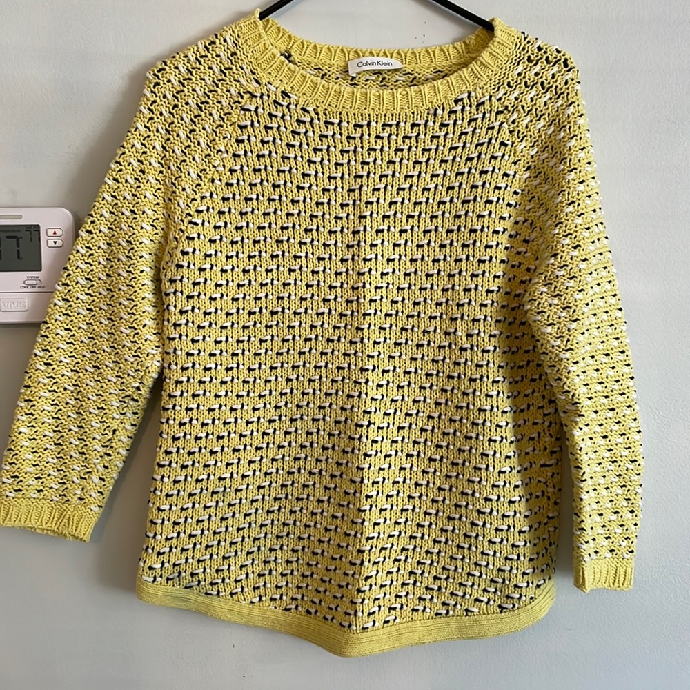 Knit sweater